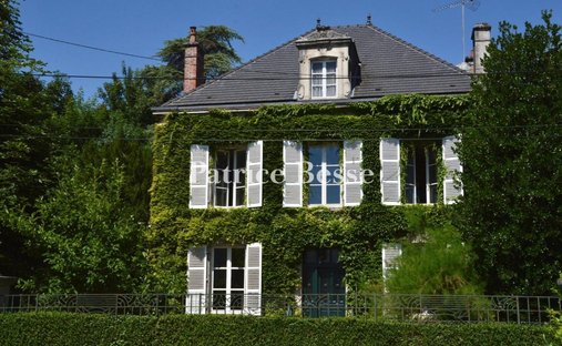 Maison à Centre-Faubourgs Sud, Chaumont, France 1