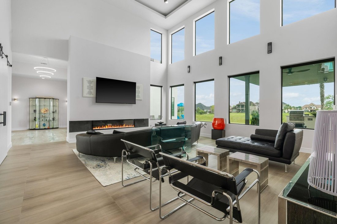 House in Montgomery, Texas, United States 1 - 18342335
