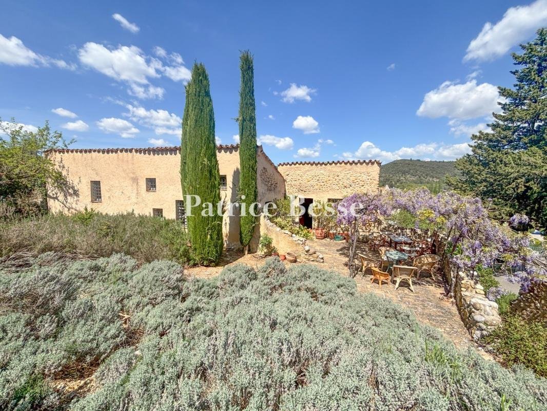 House in Greoux-les-Bains, Provence-Alpes-Côte d'Azur, France 1 - 18340457