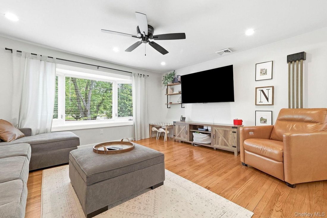 House in Wappingers Falls, New York, United States 3 - 18285908