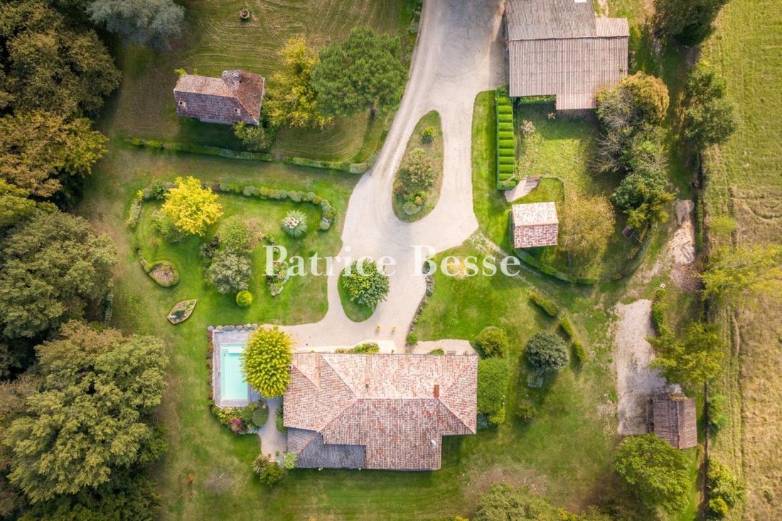 Farm Ranch in Labastide-Saint-Pierre, Occitania, France 4 - 18341185