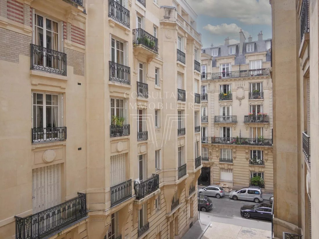 Apartment in Muette Nord, Paris 16e Arrondissement, Paris 3 - 18337335