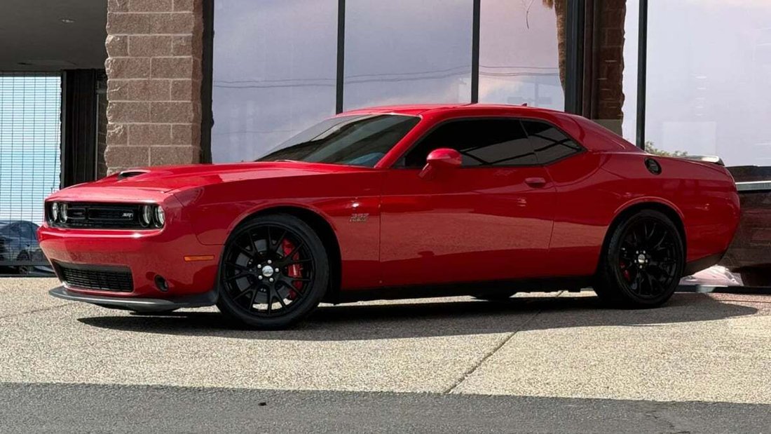 Coupe in Tucson, AZ, United States 3 - 18344346