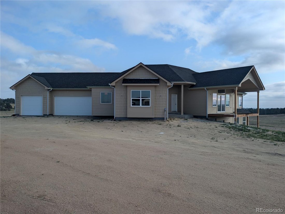 House in Elizabeth, Colorado, United States 2 - 18339745