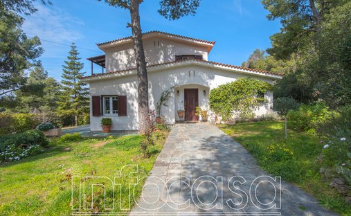 House in Dionysos, Attica, Greece 1