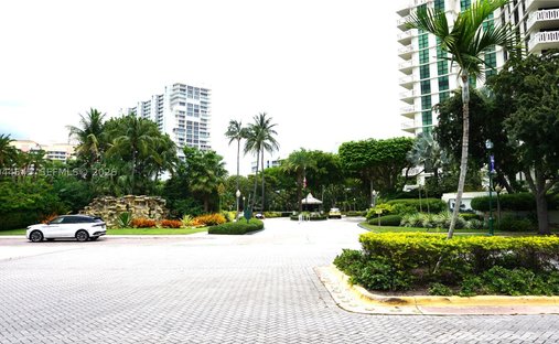 Condo in Key Biscayne, Florida, United States 1