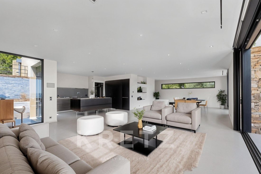 Villa in Le Lavandou, Provence-Alpes-Côte d'Azur, France 5 - 18340370