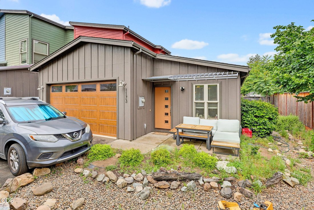 House in Ashland, Oregon, United States 3 - 18339712
