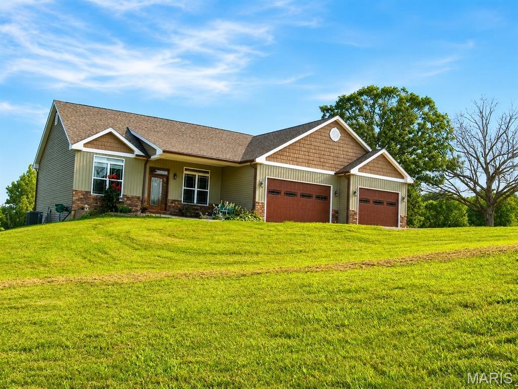 House in Sullivan, Missouri, United States 2 - 18346373
