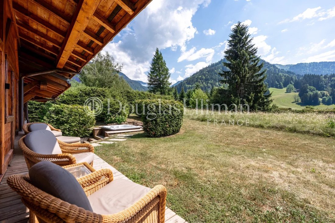 Chalet in Megève, Auvergne-Rhône-Alpes, France 1 - 18336961