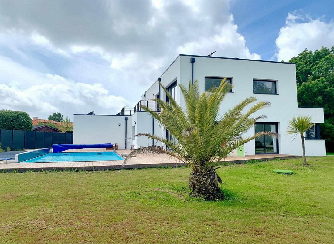 Villa in Ancenis, Ancenis-Saint-Gereon, France 3 - 18347598