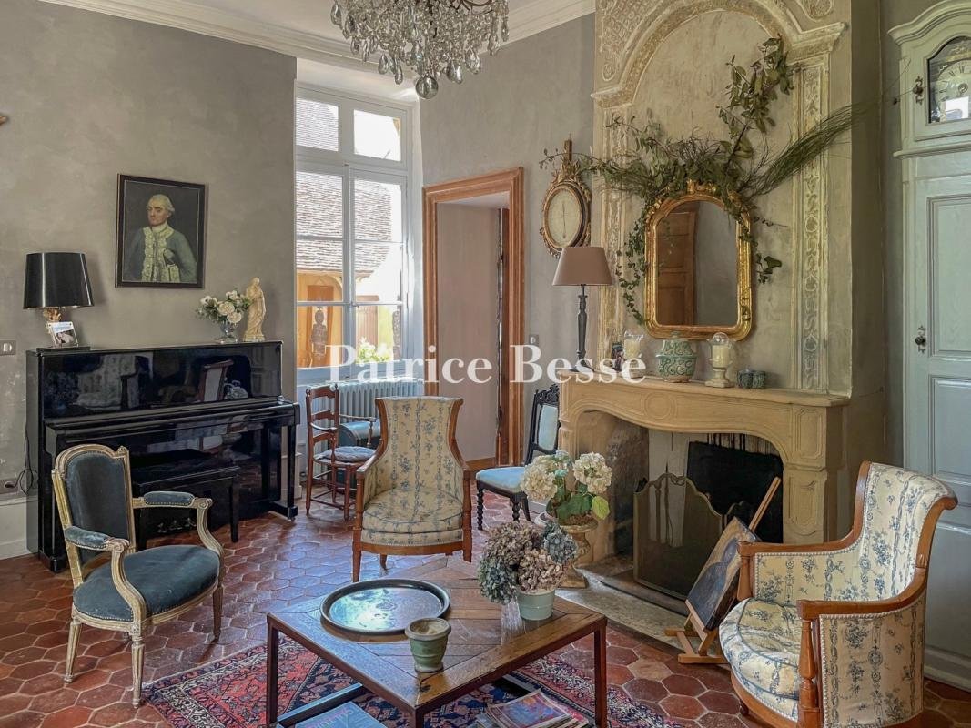 House in Centre Ville, Autun, France 5 - 15956501