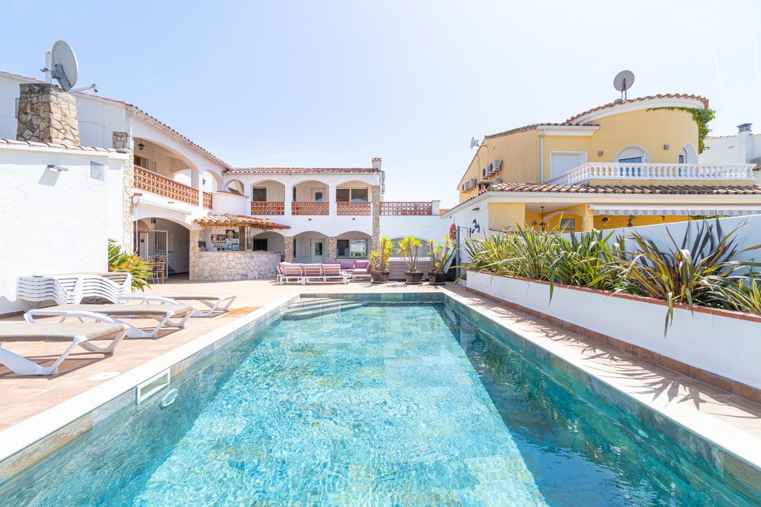 House in Empuriabrava, Catalonia, Spain 2 - 18337395