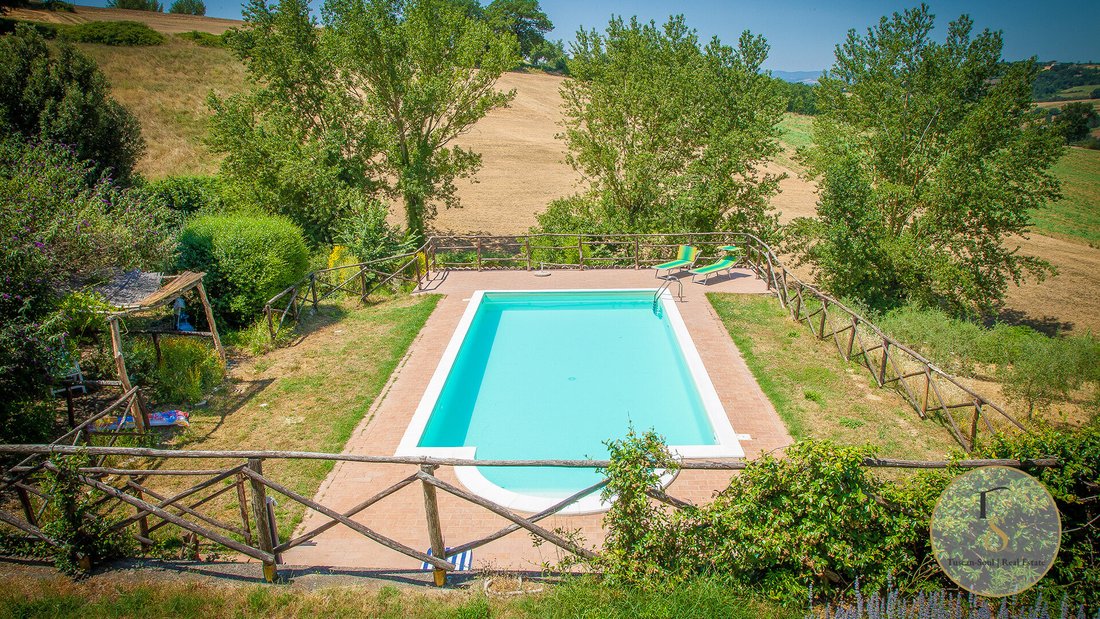 Country House in Historic Center, Perugia, Italy 2 - 18341385