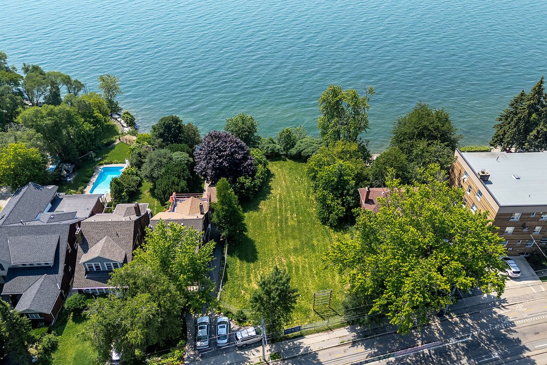 House in Toronto, Ontario, Canada 4 - 18348748