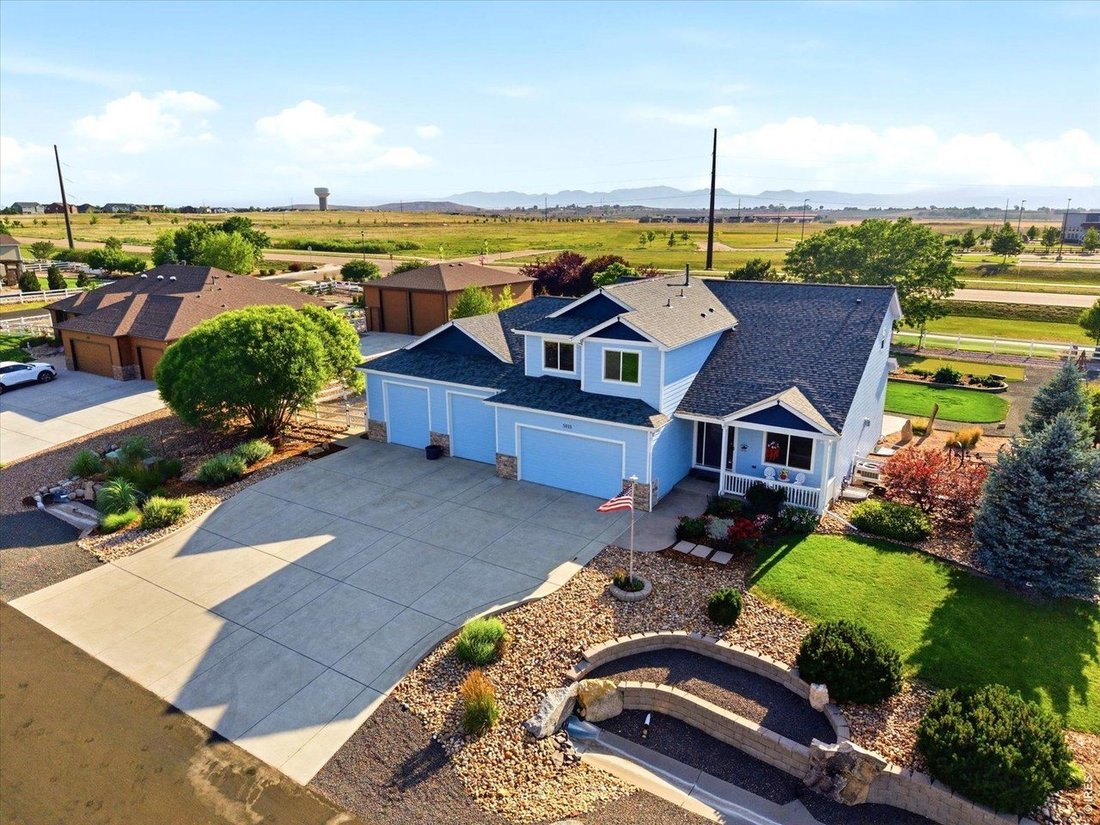 House in Dacono, Colorado, United States 1 - 18342330