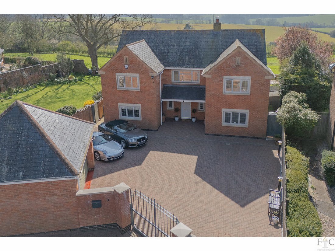 House in Bushby, Harborough, England 1 - 17715949