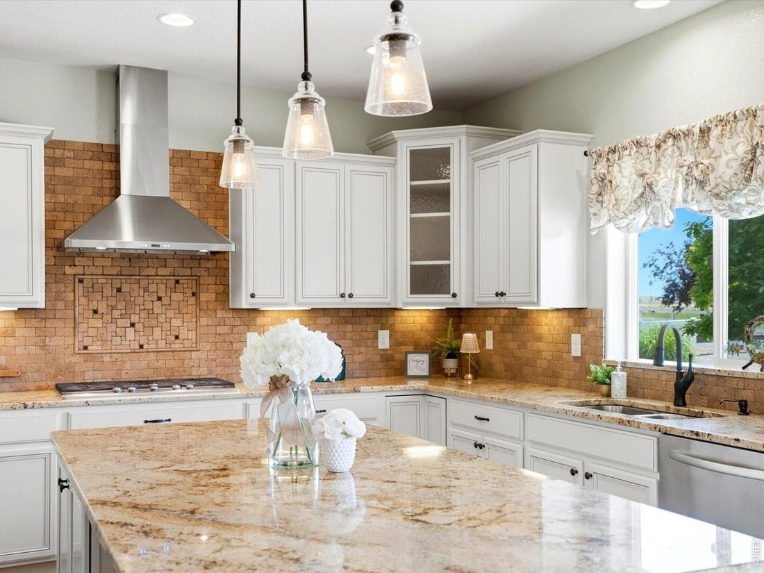 House in Dacono, Colorado, United States 2 - 18342330