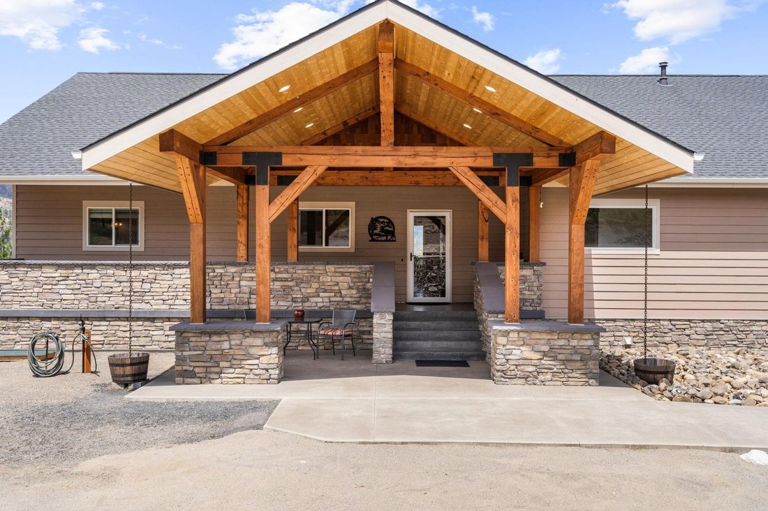 House in Nine Mile Falls, Washington, United States 3 - 18339510