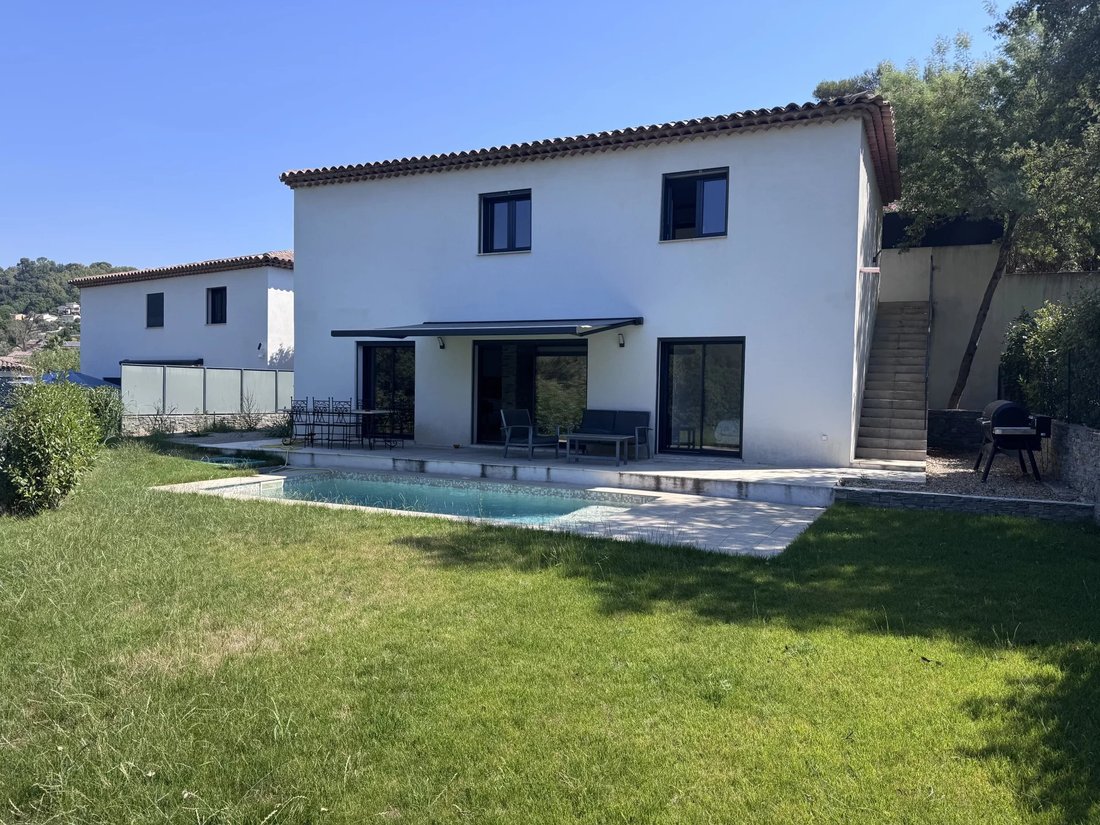 Villa in Auribeau-sur-Siagne, Provence-Alpes-Côte d'Azur, France 1 - 18344464