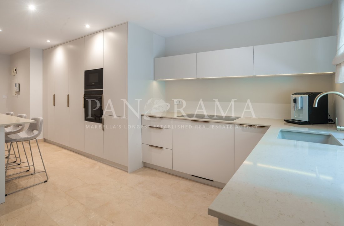 Apartment in Marbella, Andalusia, Spain 5 - 18336833
