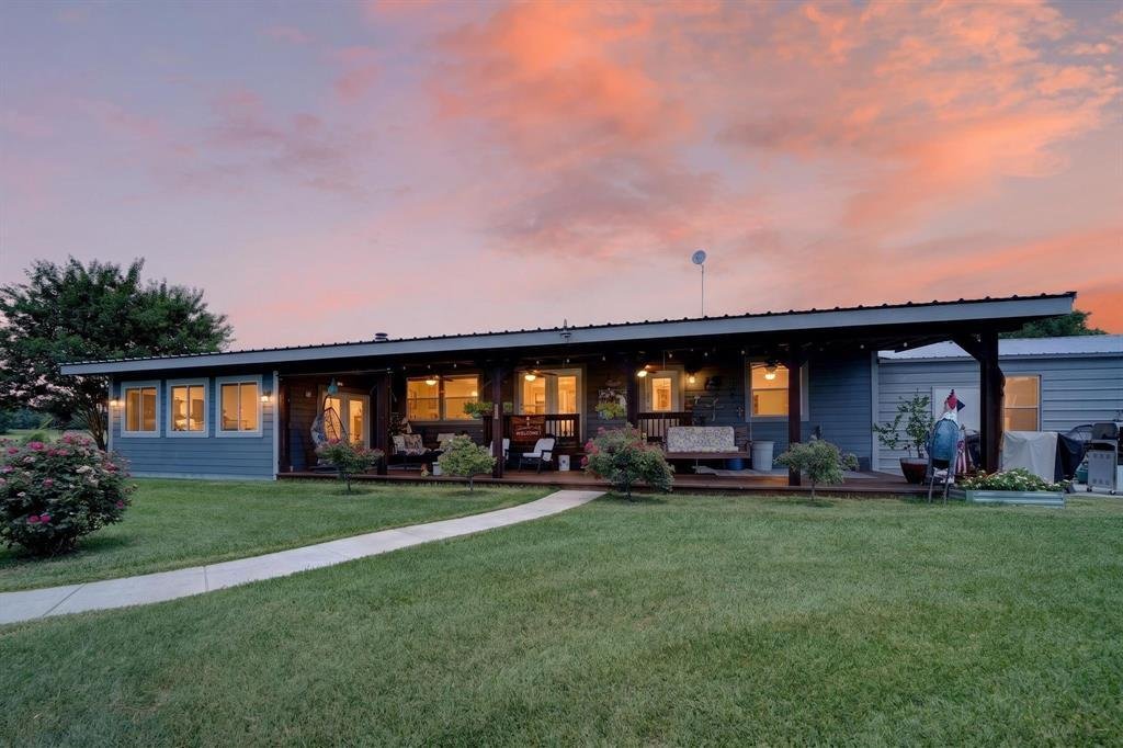 Farm Ranch in Paradise, Texas, United States 1 - 18343928