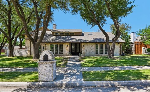 House in Carrollton, Texas, United States 1