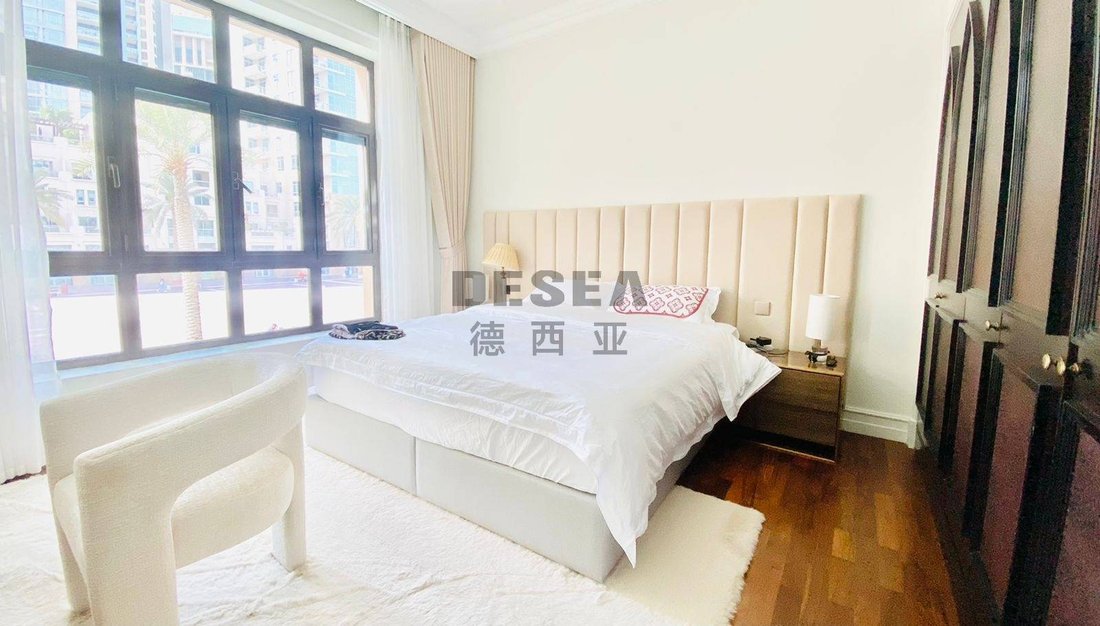 Apartment in Burj Khalifa Lake, Downtown Dubai, Dubai 3 - 18349659