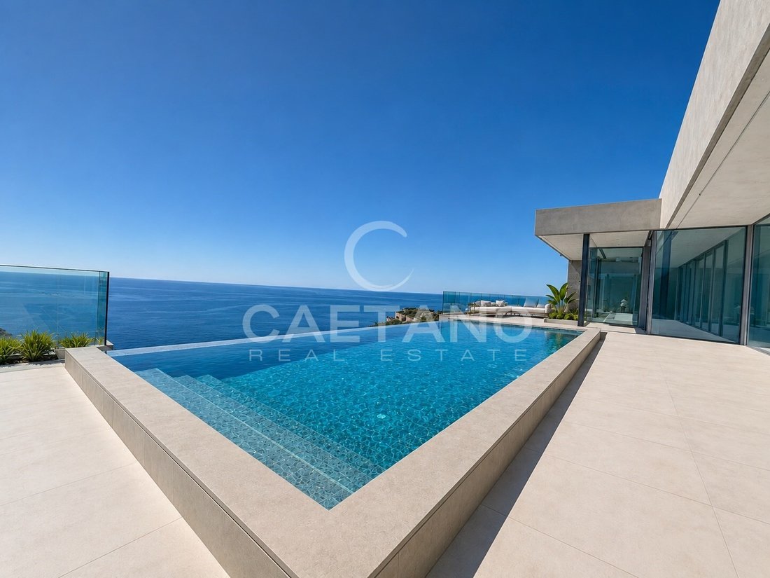 Villa in Estreito da Calheta, Madeira, Portugal 1 - 16658952