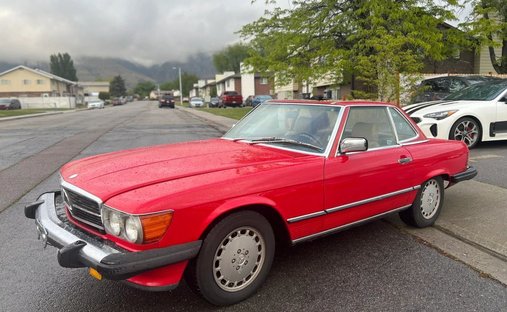 1986 Mercedes-Benz 560 Series SL 2D Coupe Roadster in Pleasant grove, UT, United States 1