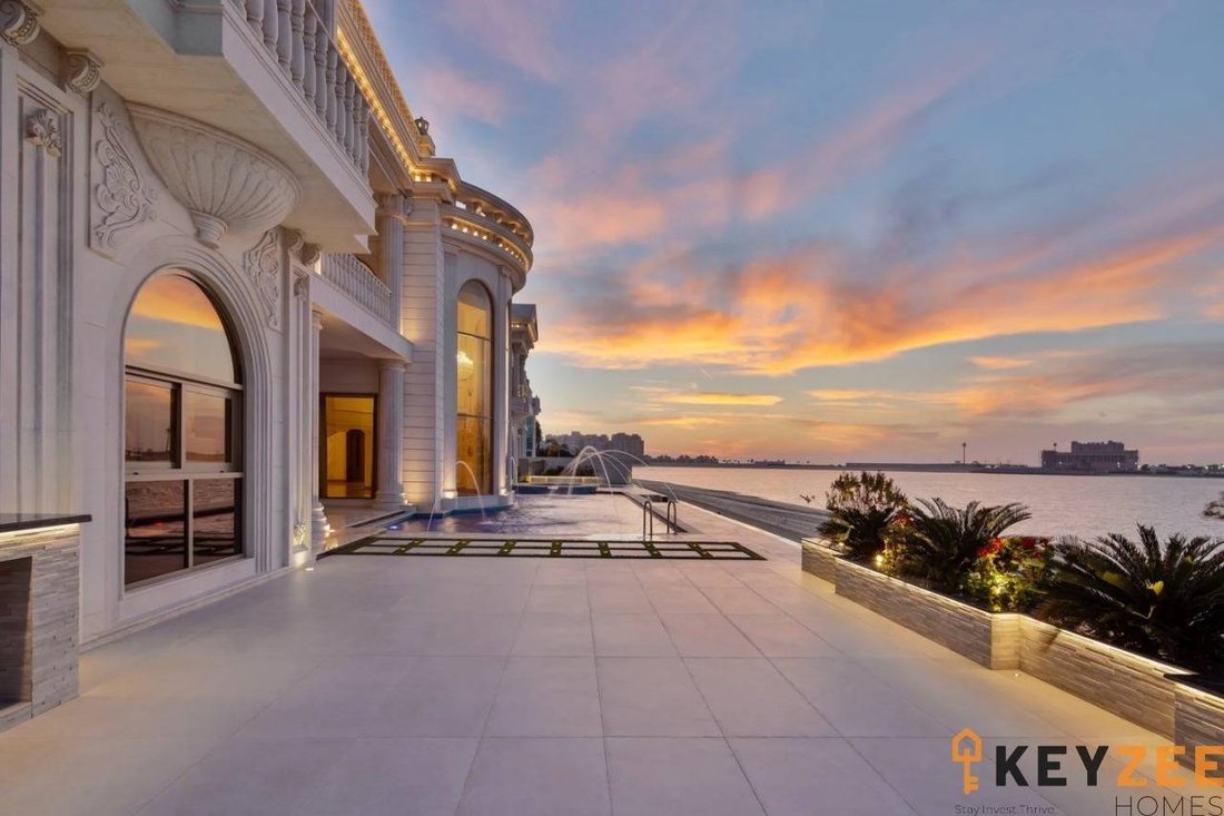 Villa in Palm Jumeirah, Dubai, United Arab Emirates 1 - 18344237