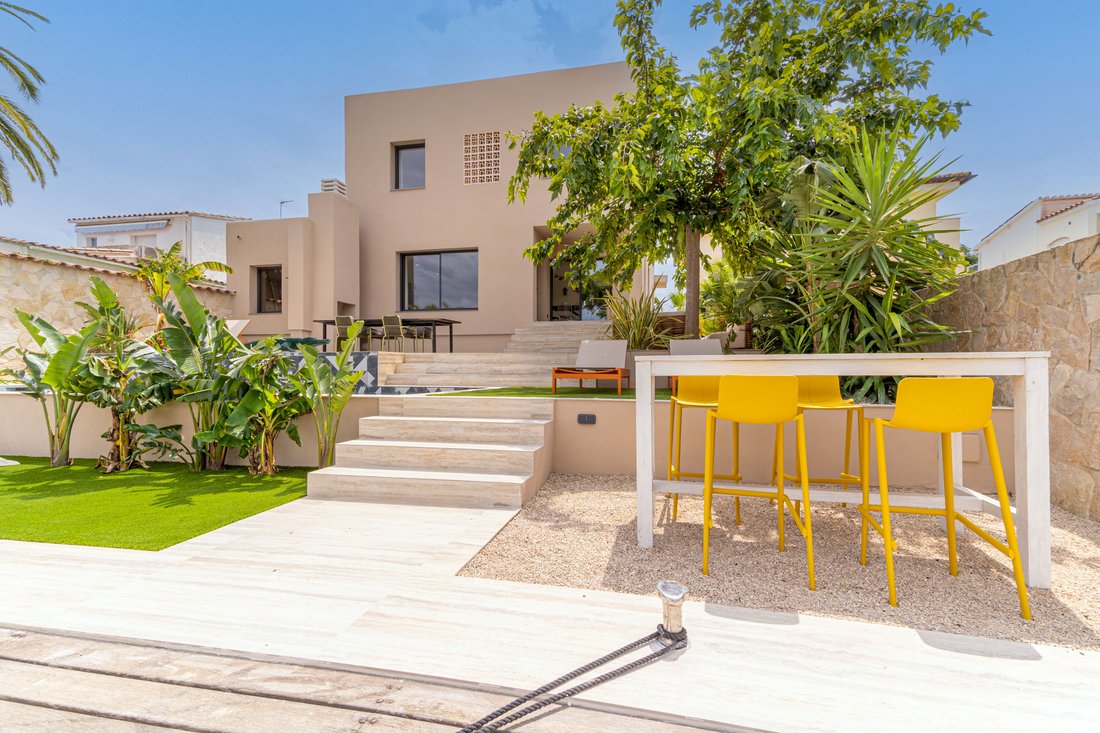 Villa in Empuriabrava, Catalonia, Spain 2 - 18336898