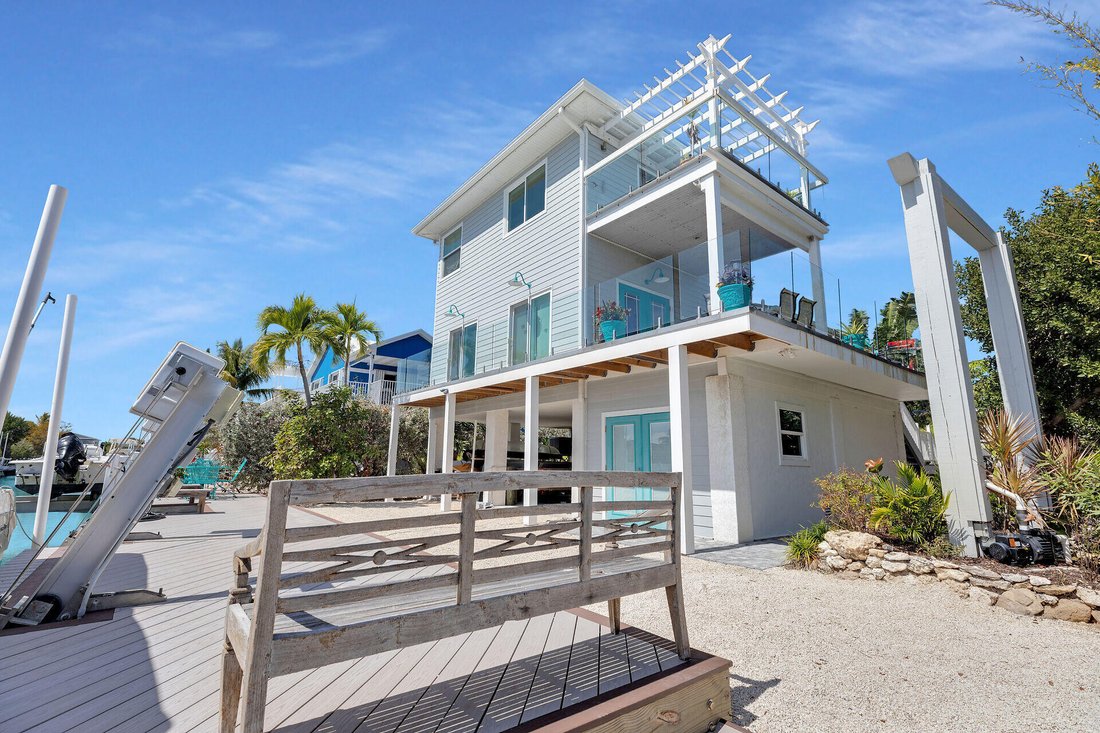 House in Big Pine Key, Florida, United States 1 - 18343836