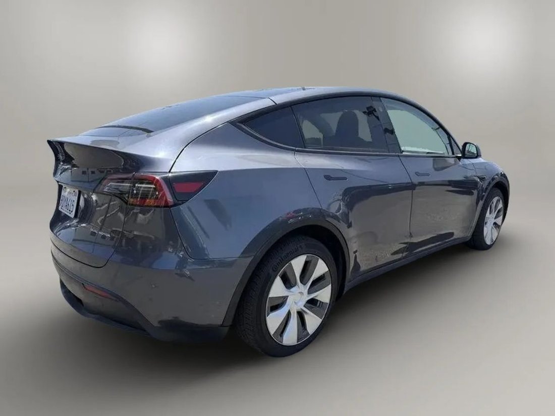 Suv in Riverside, CA, United States 4 - 18344889