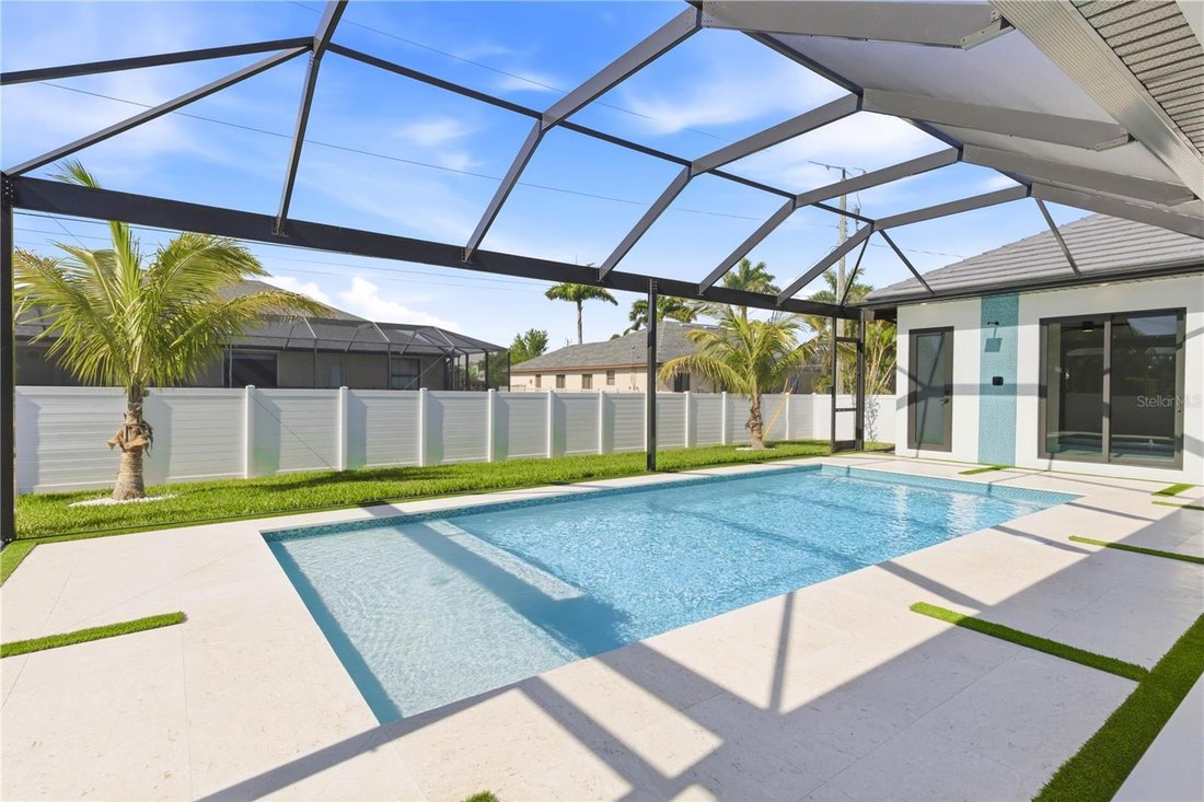 House in Cape Coral, Florida, United States 2 - 18345382