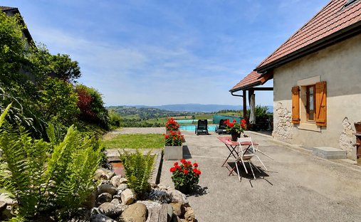 Villa à Gruffy, Auvergne-Rhône-Alpes, France 1
