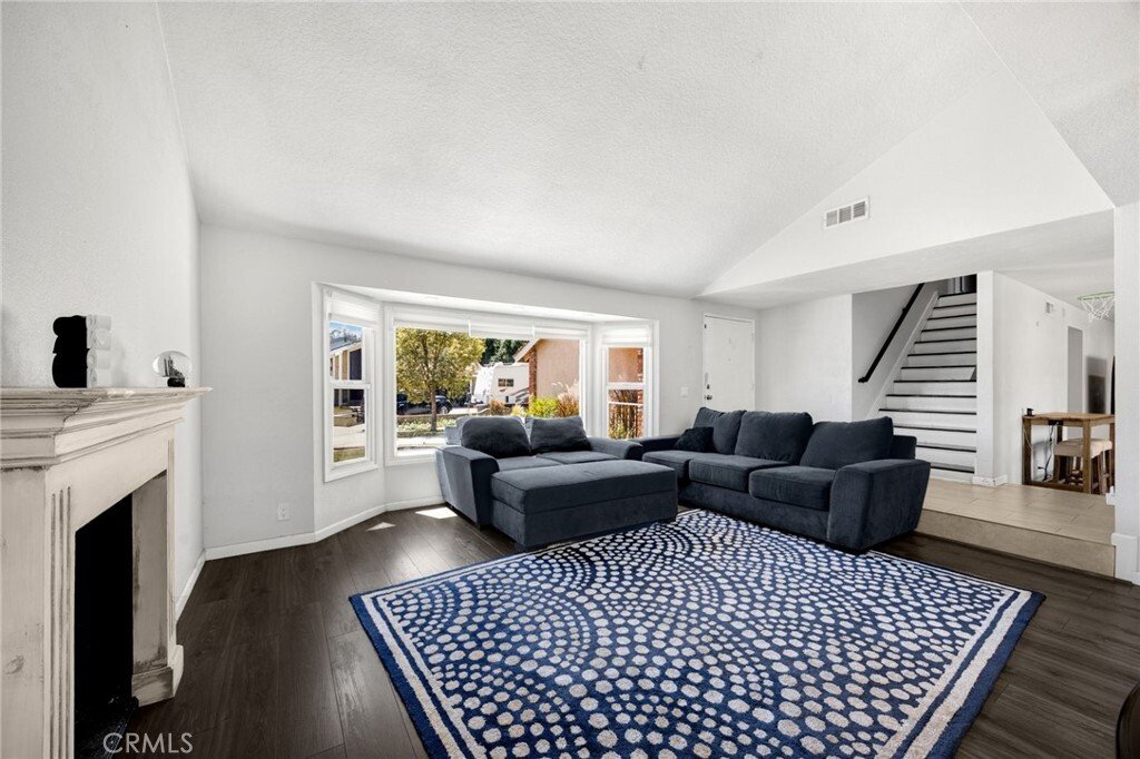 House in Fullerton, California, United States 4 - 18349046