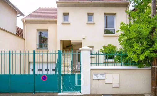 House in Bernard de Jussieu-Petits Bois-Picardie, Versailles, France 1