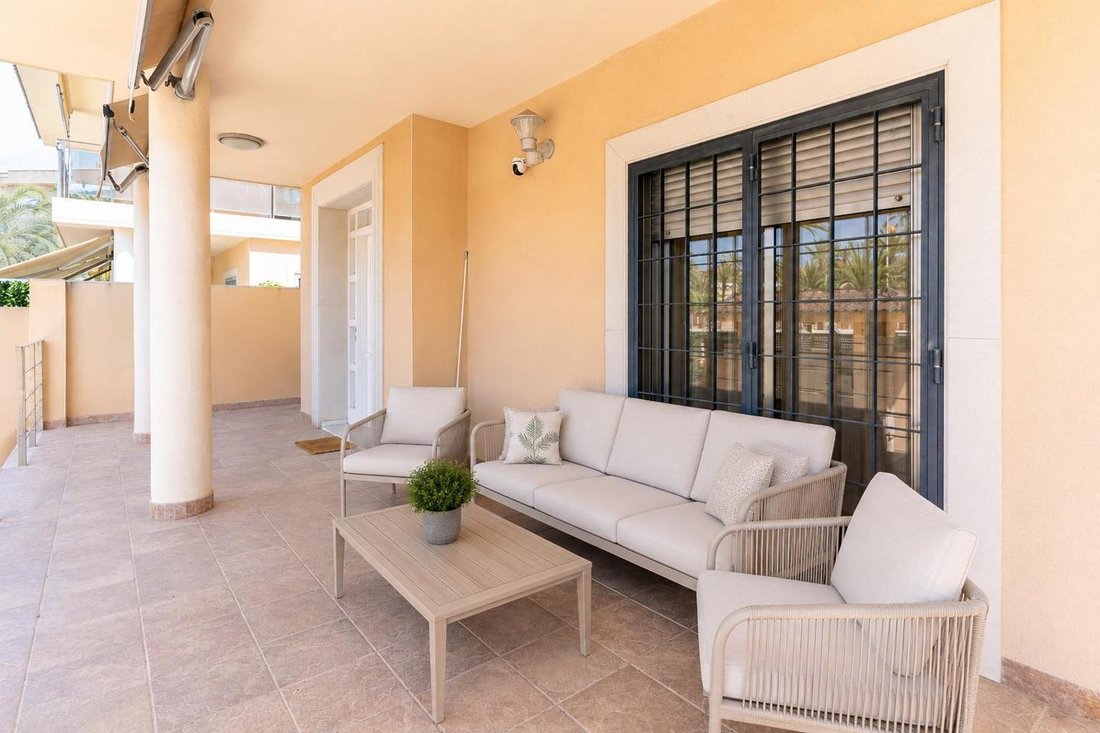 Villa in Elche, Land Valencia, Spanien 4 - 18334864