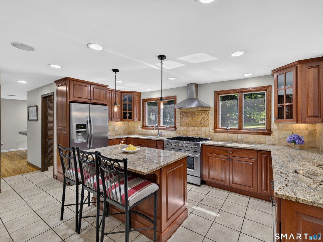House in Old Saybrook, Connecticut, United States 3 - 18349695