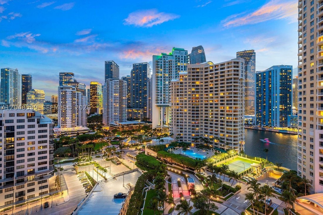 Condominio en Miami, Florida, Estados Unidos 3 - 18321779
