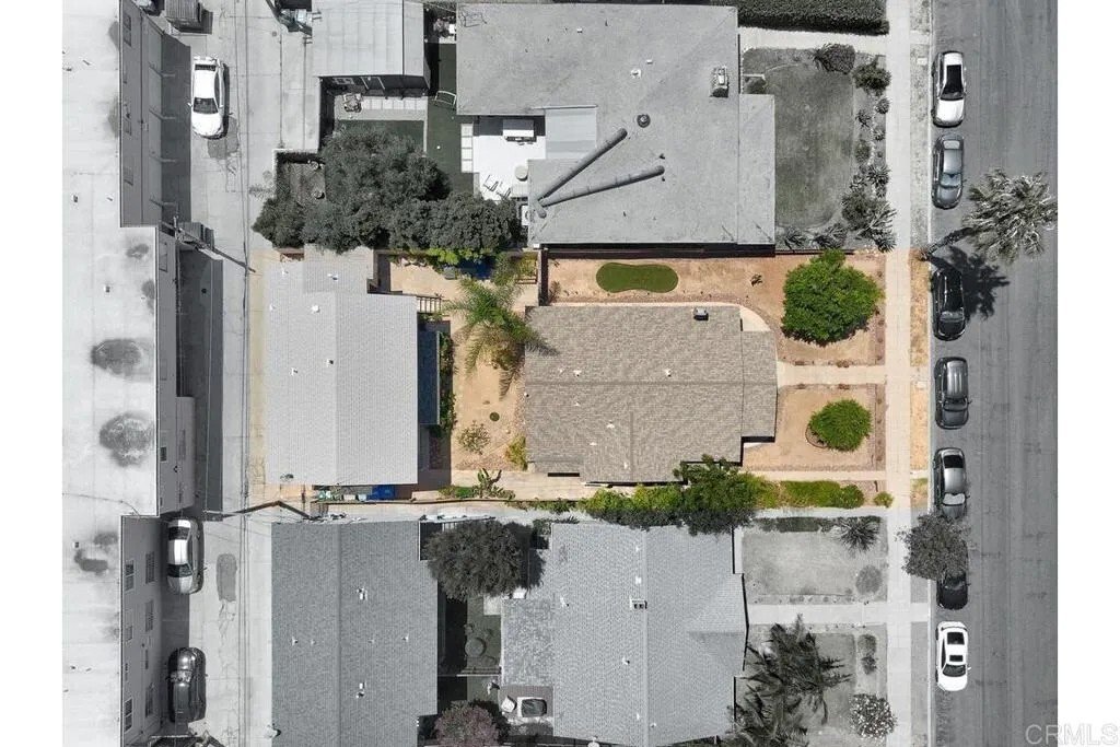 San Diego, California, United States 2 - 18342452