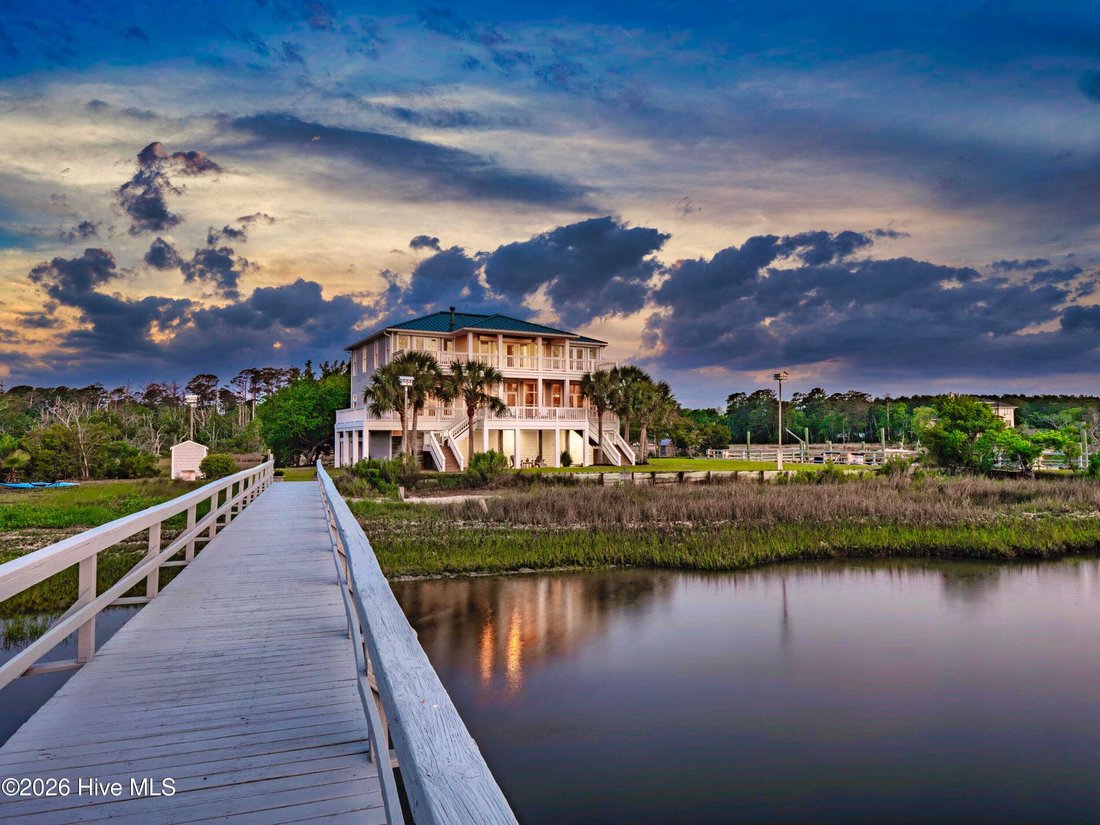 House in Sea Breeze, North Carolina, United States 1 - 18346105