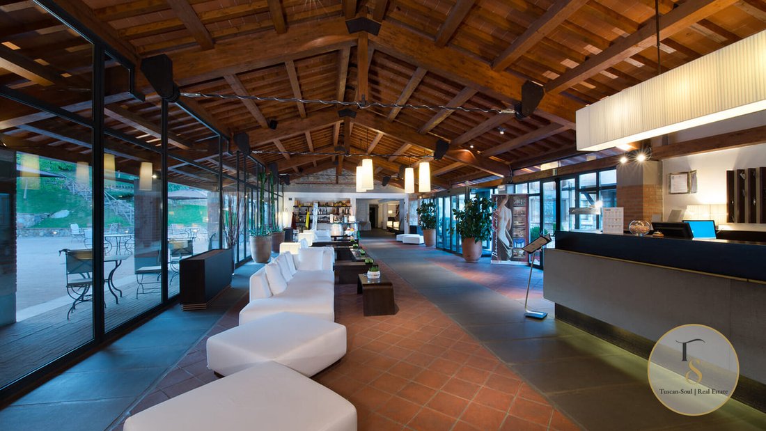 Country House in Siena, Tuscany, Italy 2 - 18341381