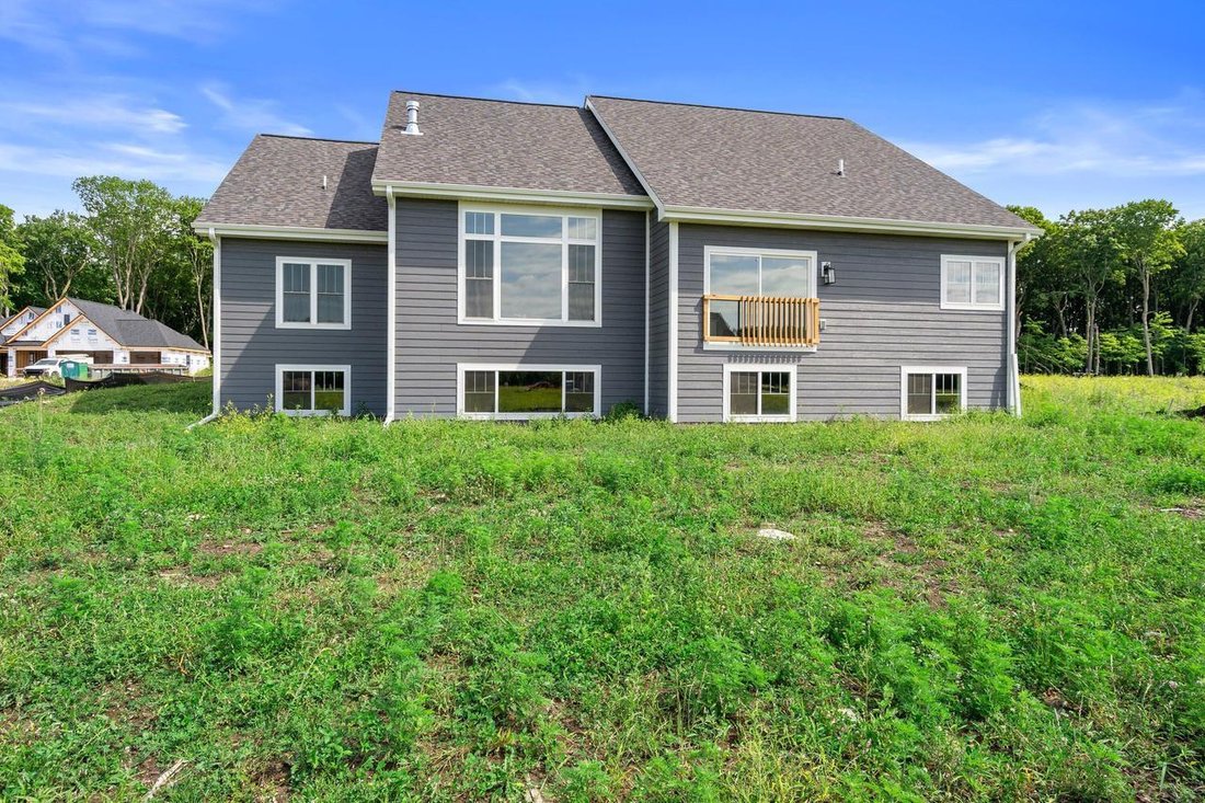 House in Menomonee Falls, Wisconsin, United States 2 - 18349204