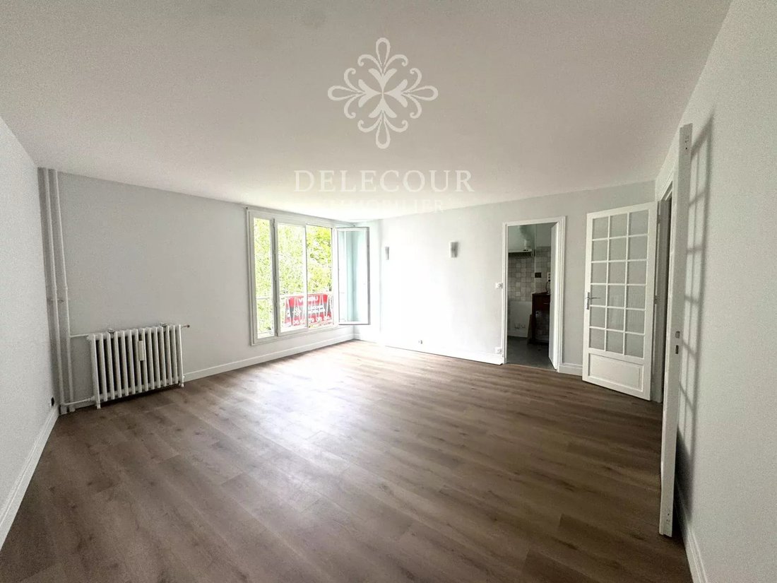 Apartment in Montrouge, Ile-de-France, France 2 - 18320043