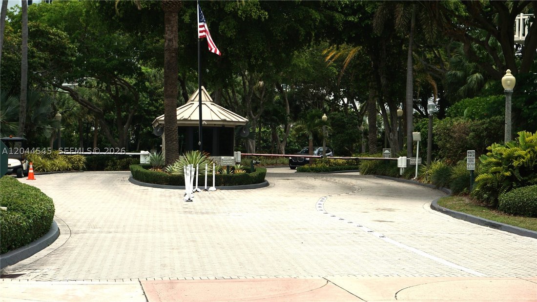 Condo in Key Biscayne, Florida, United States 4 - 18318269
