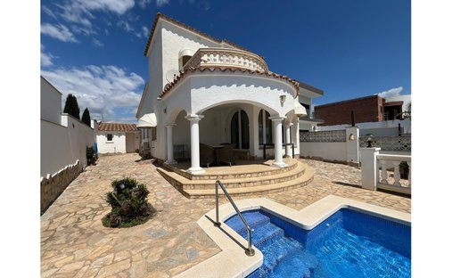 Maison à Empuriabrava, Catalogne, Espagne 1