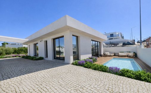 House in Santo Onofre e Serra do Bouro, Leiria District, Portugal 1