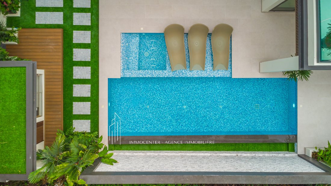 Villa in Pattaya City, Chon Buri, Thailand 3 - 18341311
